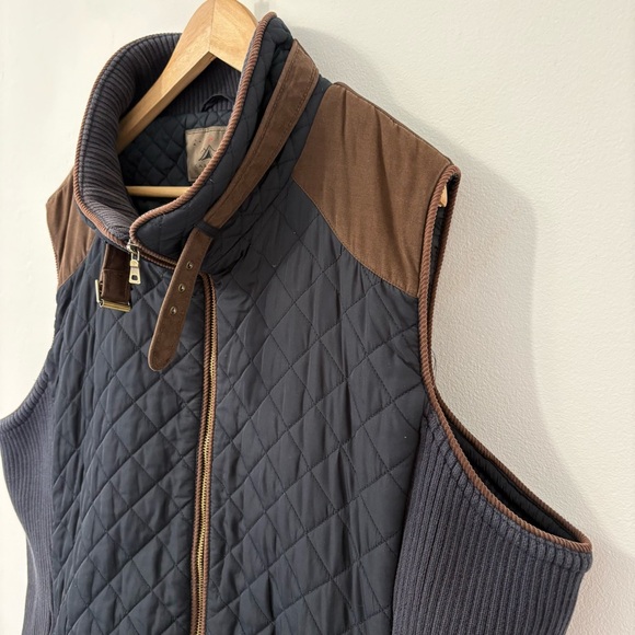 Gallery Weekend Navy Blue Quilted Zip Up Vest Sz 3X - Picture 2 of 6